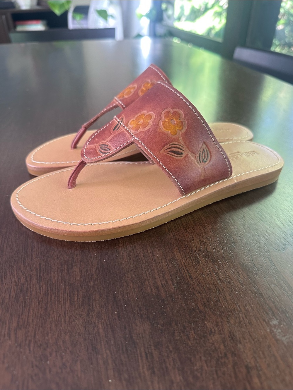 Free People Laidback London Brown Floral Leather Thong Sandals 38 7 NWOT